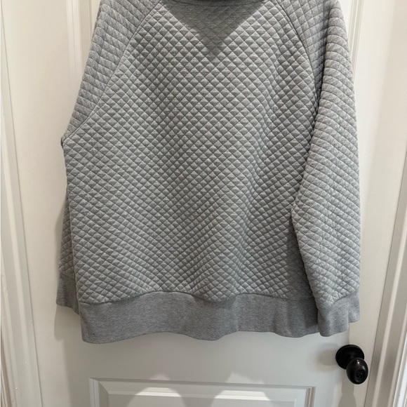 GreenTea Light Gray Quilted Turtleneck Sweater - Picture 2 of 4